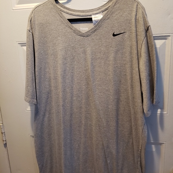 Nike Other - Mens 3XLT Nike V neck SS tshirt Worn once Nike Other - Mens 3XLT Nike V neck SS tshirt Worn once